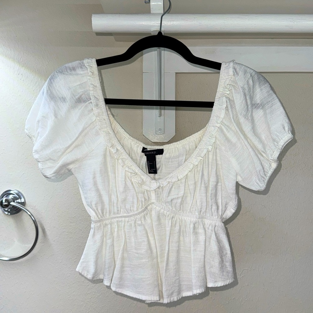 White cropped Forever 21 ruffle top v neckline